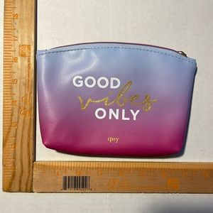 Ipsy makeup bag